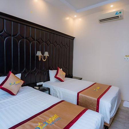 Starlight 14 Vườn Đào Hotel Ha Long Exterior foto